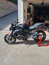 Moto MV AUGUSTA BRUTALE 920 CC
