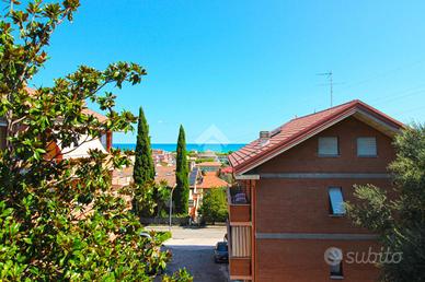 VILLA SINGOLA A PORTO SAN GIORGIO