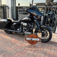 Harley-davidson FLHX Street Glide FLHXS
