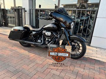 Harley-davidson FLHX Street Glide FLHXS