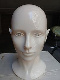 TESTA ESPOSIZIONE DESIGN INTELLIGENZA ARTIFICIALE 