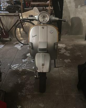 Vespa  piaggio 150 px