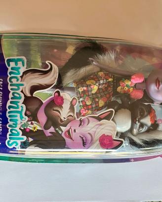 Enchantimal: Sage Skunk & Caper