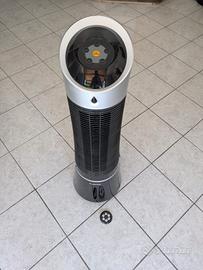 Ventilatore a torre con serbatoio d'acqua 