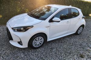 Toyota Yaris 1.5 Hybrid 5 porte Business