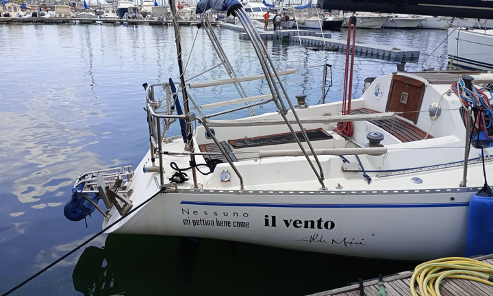 Barca a vela natante 9 mt
