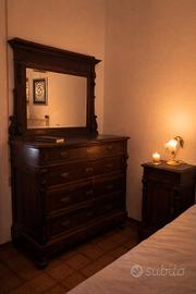 Cassettone primi ’900 con specchiera e comodini 