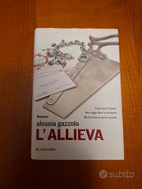 Romanzo L'ALLIEVA di Alessia Gazzola