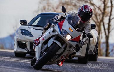 Yamaha fzr 1000 genesis