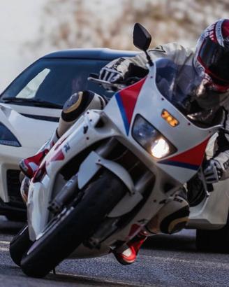 Yamaha fzr 1000 genesis