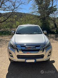 Isuzu D-Max Solar