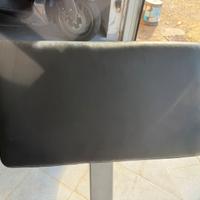 Panca scott con bilancere