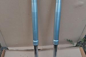 Yamaha 4GV TTE forcelle steli rovesciati