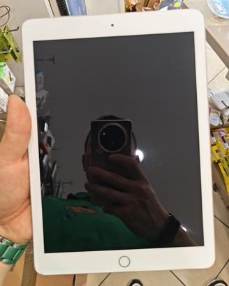 iPad 5th 32gb