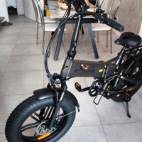 Nuova bicicletta elettrica Engwe MX8-Boost