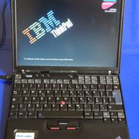 IBM ThinkPad X40 vintage - 12,1" - Linux Mint LMDE
