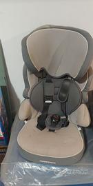 2 seggiolini auto vendibili anche singolarmente