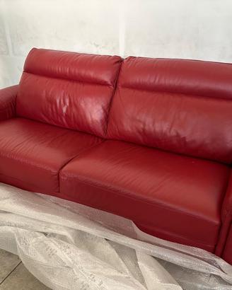 divano rosso poltrone e sofa