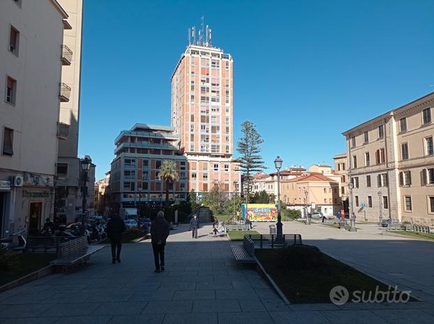 Sassari, Piazza Castello vano uso ufficio