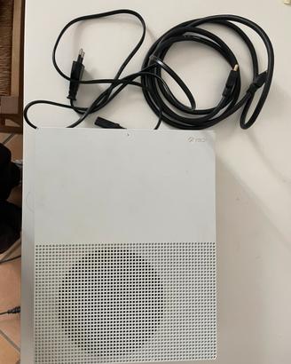XBOX ONE S CON BATTERIA DA SOSTITUIRE