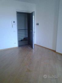 Appartamento di 105 m² con 5 locali e box auto a C
