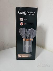 set da cucina cheffinger 12 pezzi €15 anche rosso