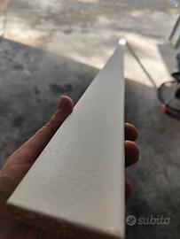 battiscopa bianco nuovo