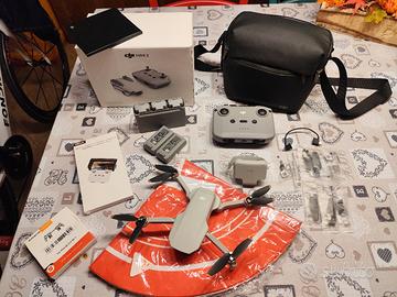 drone Dji mini 2 combo 