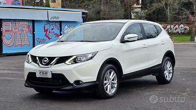 Nissan Qashqai 1.6 dci Tekna 2wd 130cv xtronic