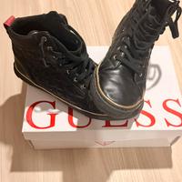 Scarpa Guess di  pelle originale