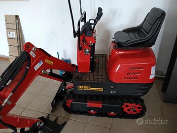 mini escavatore 600 kg