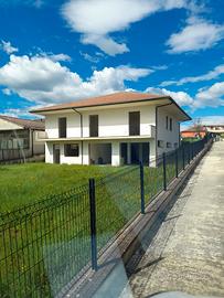 Casa da rifinire di mq. 340