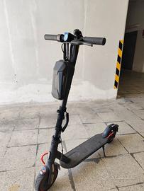 monopattino HI come nuovo 