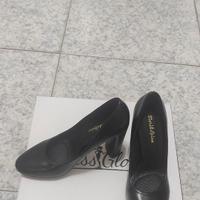 Scarpe con tacco