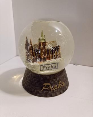 Snowball Praga vintage 