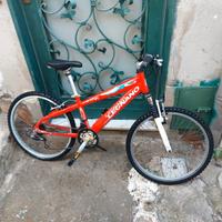 bicicletta mountain bike  legnano 24 e hello kitty