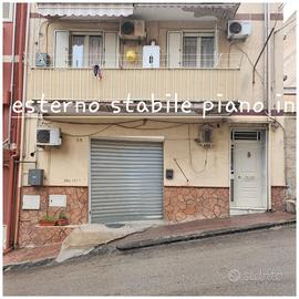 Intero stabile per immediato realizz