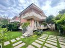 villa-a-schiera-a-roma