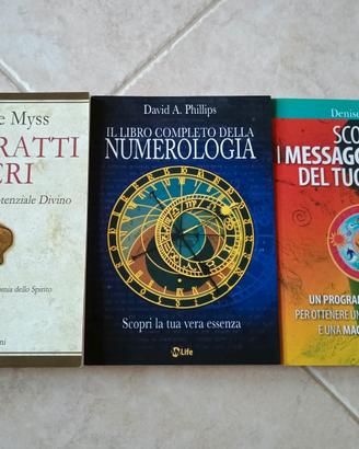 Lotto di libri di crescita personale/evoluzione