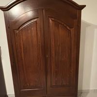 armadio, orologio e console