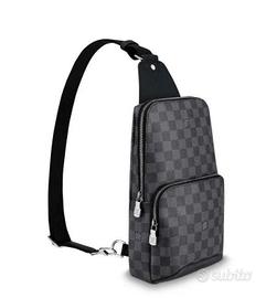 Louis Vuitton Borsa avenue sling in pelle