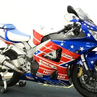 Honda CBR 900 RR Fireblade 2000
