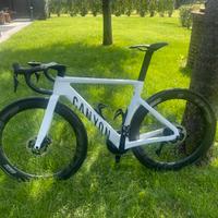 Canyon Aeroad CF SLX 7 D2