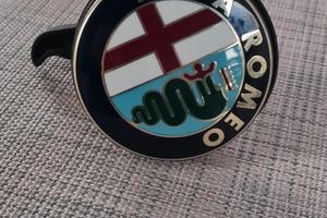 Fregio Alfa romeo 147