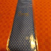 Gucci cravatta 100% seta mai indossata