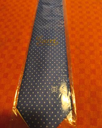 Gucci cravatta 100% seta mai indossata