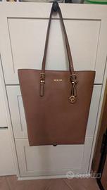 Borsa Michael Kors marrone a spalla