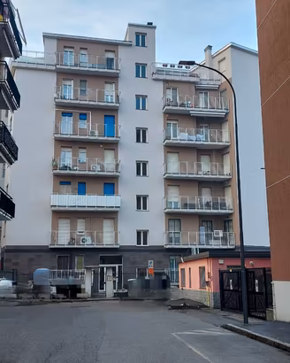 Bilocale immobile ritrutt - no agenzie