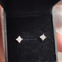 orecchini oro diamanti 0.47 