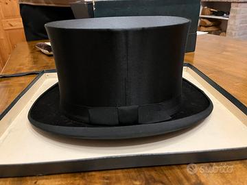 Cappello a cilindro antico